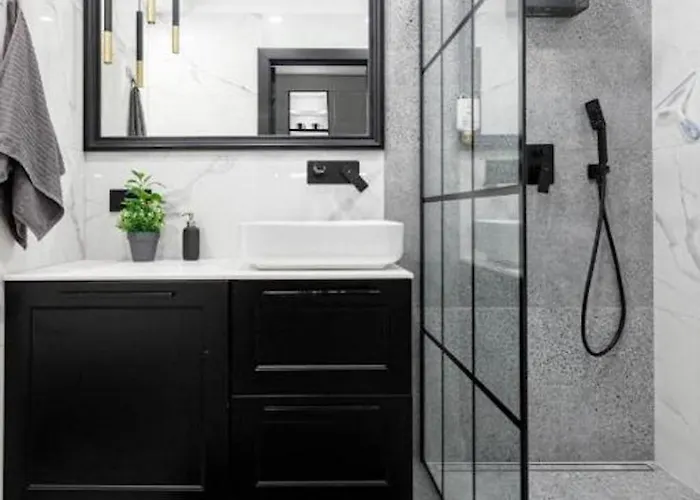 Golden - Great Location - Cozy And Bright&janapawla19