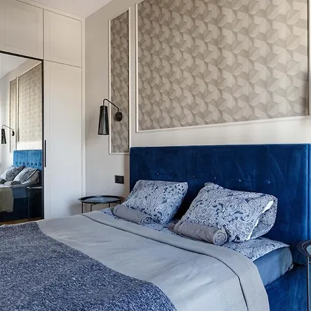 Διαμέρισμα Urban Chic - Old Town - Great Location&Jana Pawla 19 *