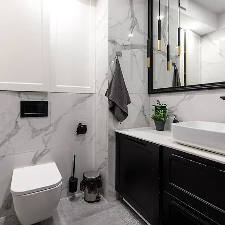 Διαμέρισμα Urban Chic - Old Town - Great Location&Jana Pawla 19 *