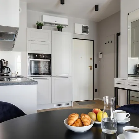 Golden - Great Location - Cozy And Bright&janapawla19 Apartament